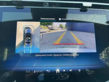 Mercedes-Benz E 220 d AMG PANO KEYGO DISTR BURM MEMO
