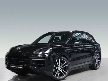 Porsche Cayenne E-Hybrid Black Edition;Sportabgas