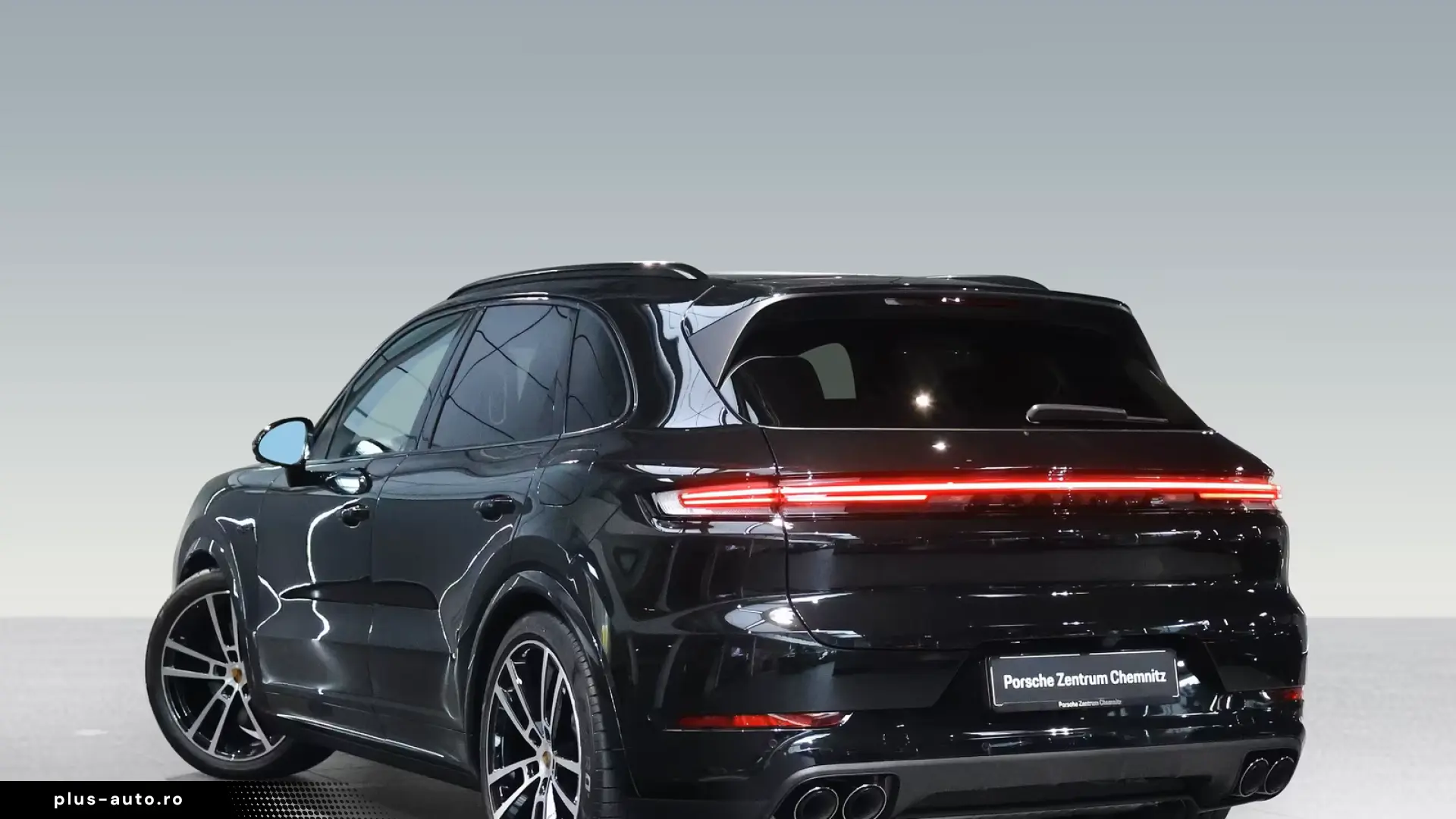 Porsche Cayenne E-Hybrid Black Edition;Sportabgas