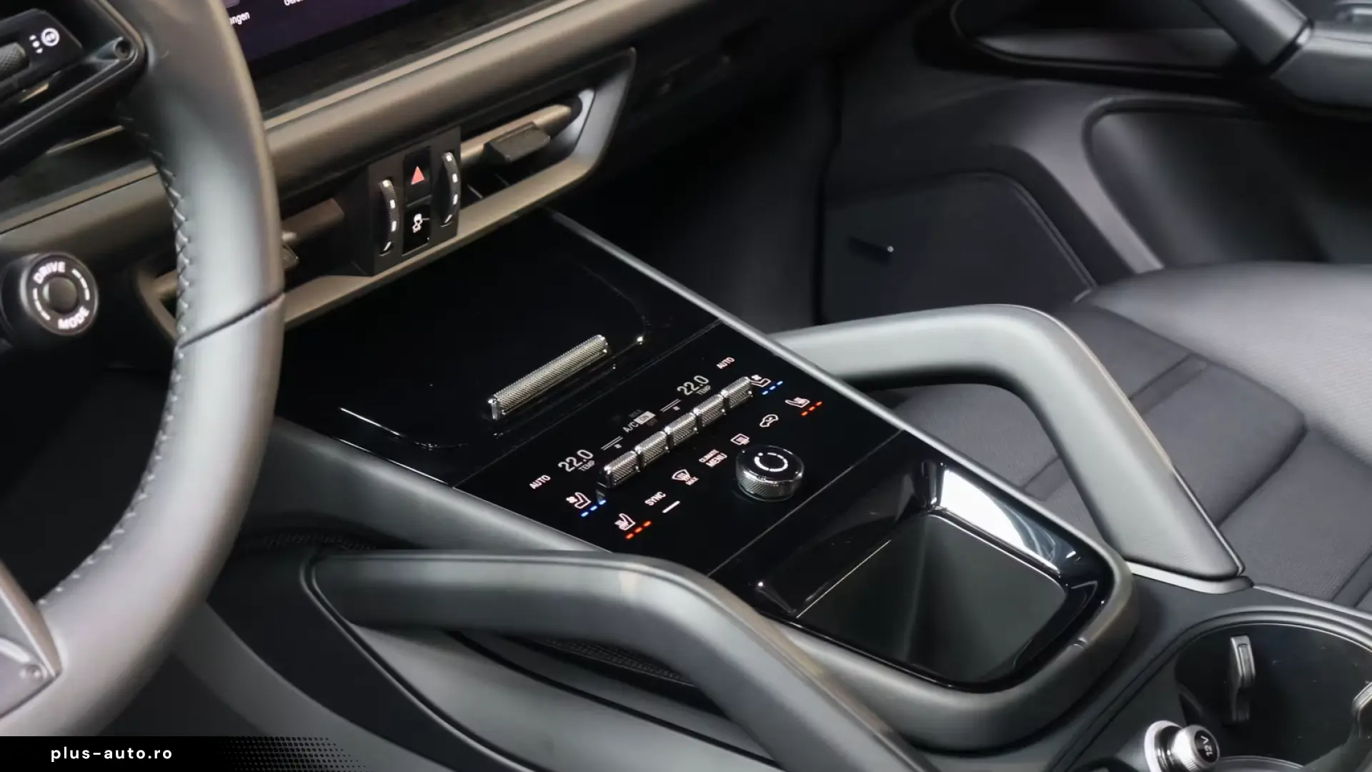 Porsche Cayenne E-Hybrid Black Edition;Sportabgas