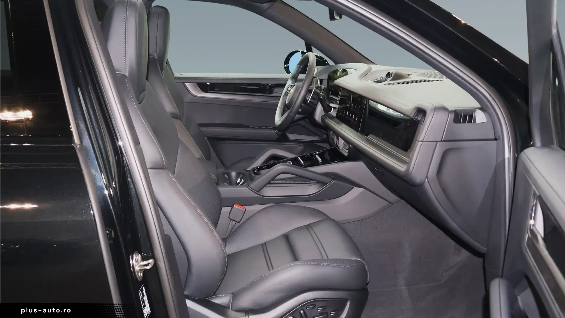 Porsche Cayenne E-Hybrid Black Edition;Sportabgas