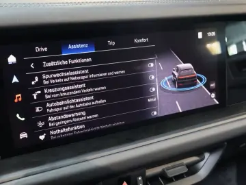 Porsche Cayenne E-Hybrid Black Edition;Sportabgas