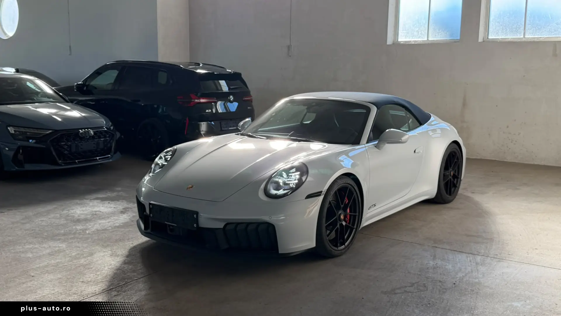 PORSCHE 911 CARRERA 4GTS