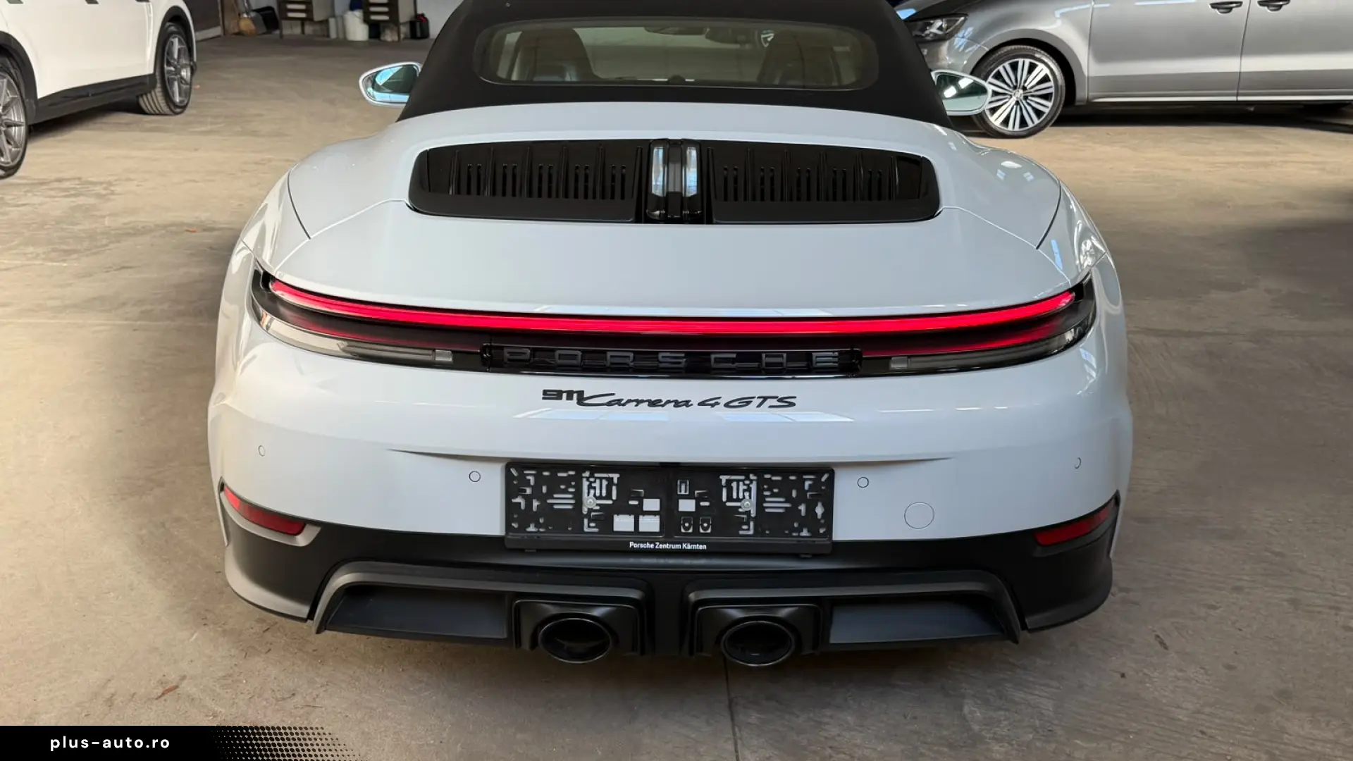 PORSCHE 911 CARRERA 4GTS