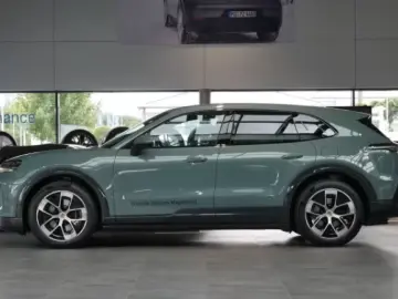 Porsche Cayenne Electric PANORAMA PRIVACY BOSE