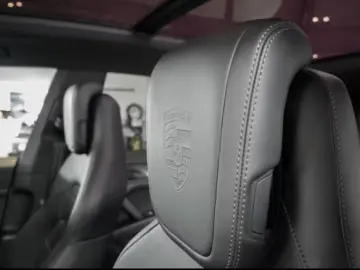Porsche Cayenne Electric PANORAMA PRIVACY BOSE