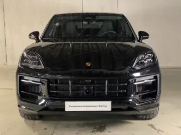 Porsche Cayenne Coupe Black Edition   InnoDrive   AHK