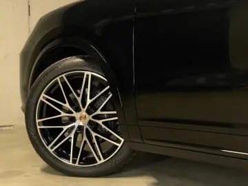 Porsche Cayenne Coupe Black Edition   InnoDrive   AHK