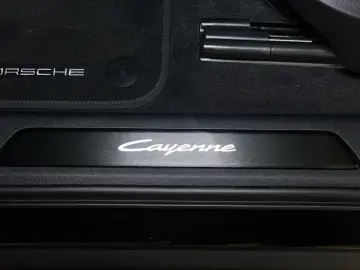 Porsche Cayenne Coupe Black Edition   InnoDrive   AHK