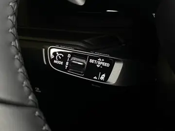 Porsche Cayenne Coupe Black Edition   InnoDrive   AHK