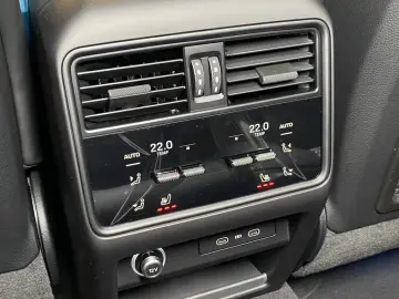 Porsche Cayenne GTS Coupe   Leichtbau Sport-Paket