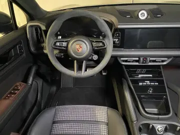 Porsche Cayenne GTS Coupe   Leichtbau Sport-Paket