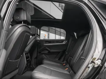Porsche Cayenne S Coupe InnoDrive Sportabgas
