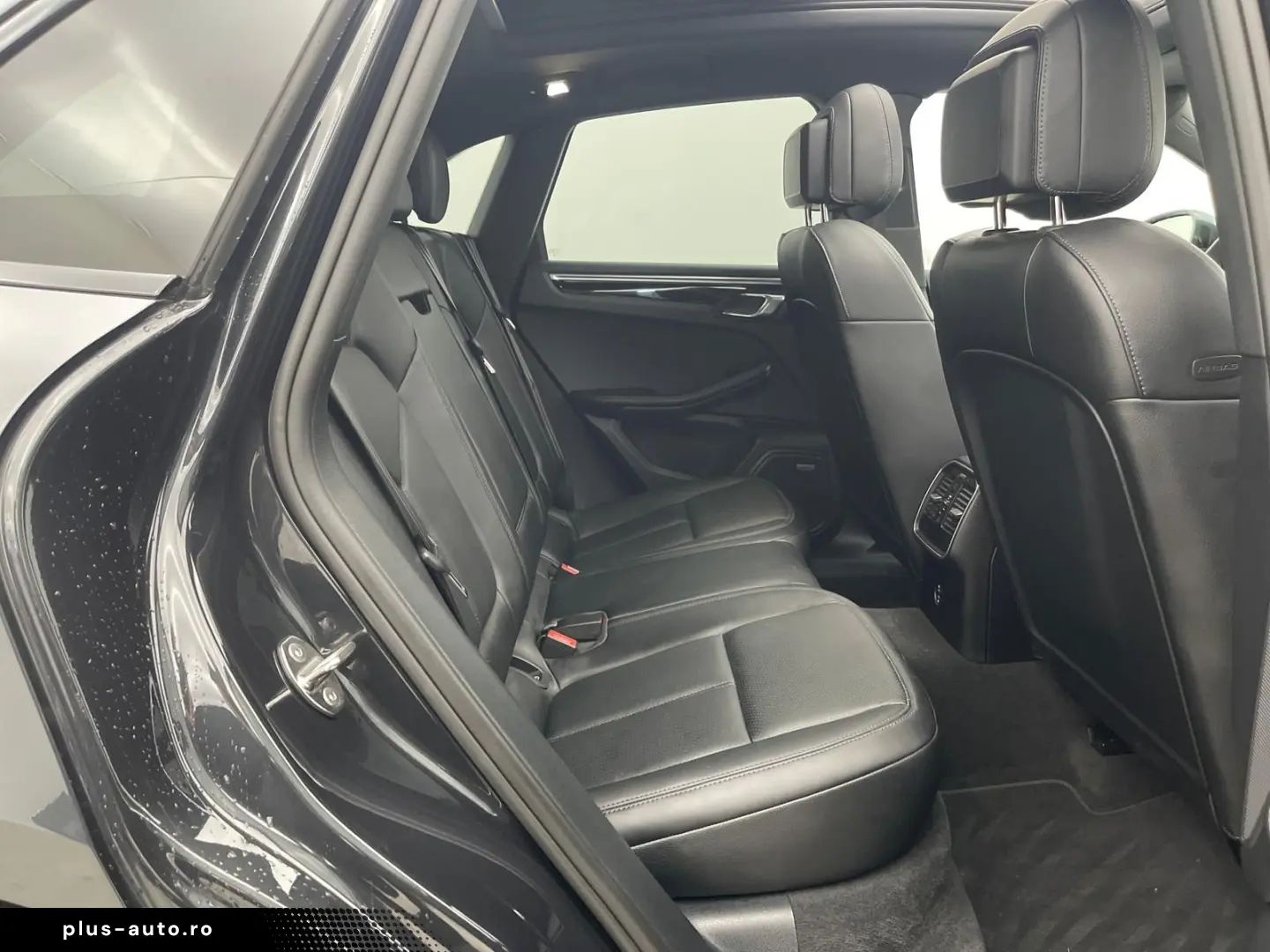 PORSCHE Macan S  PASM PDLS PANO KAM BOSE 360  ACC