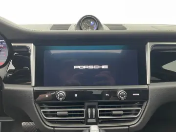 PORSCHE Macan S  PASM PDLS PANO KAM BOSE 360  ACC