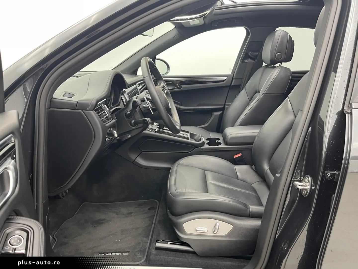 PORSCHE Macan S  PASM PDLS PANO KAM BOSE 360  ACC