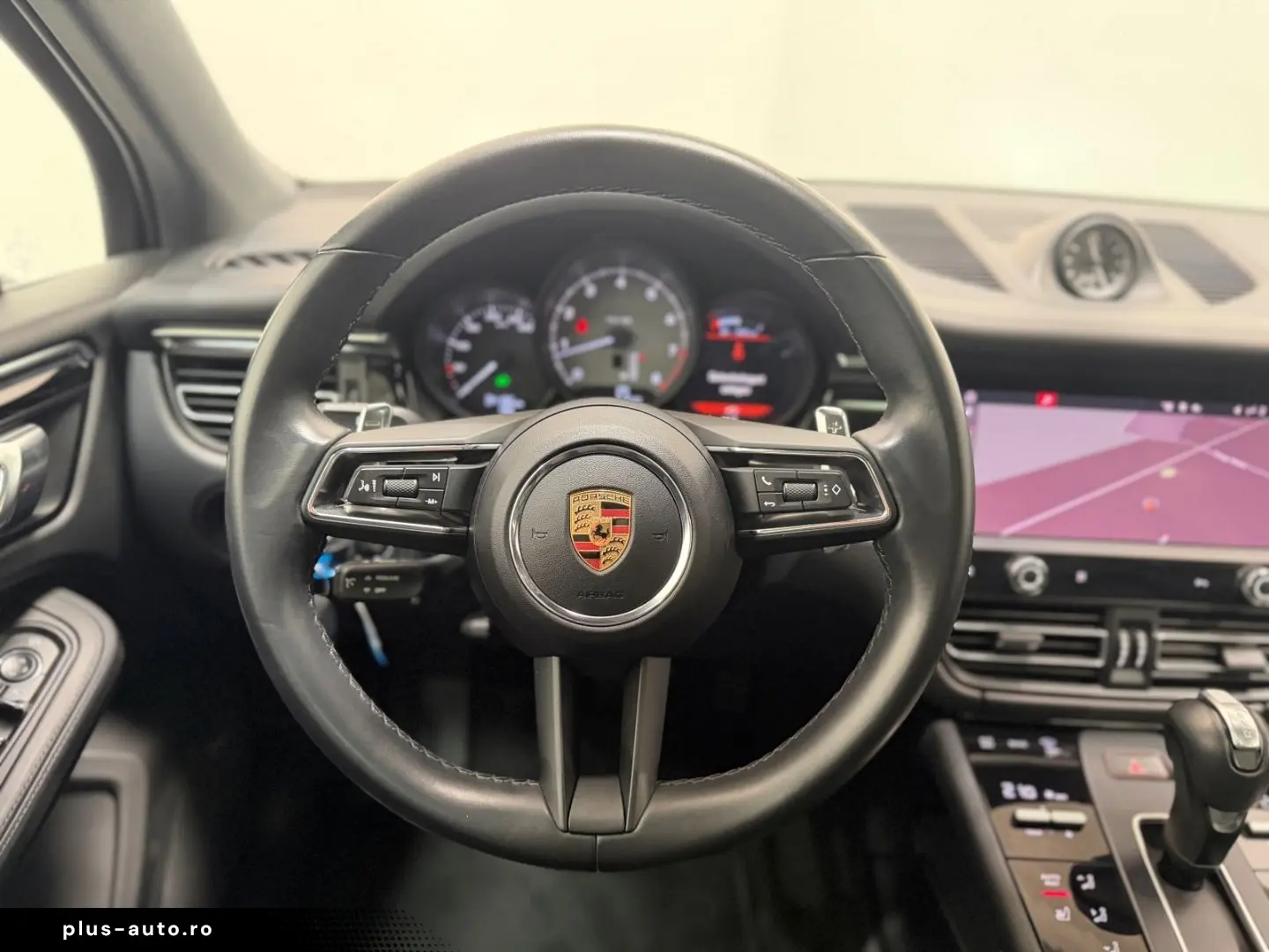 PORSCHE Macan S Luft AHK El. Pano Navi Leder BOSE 360KAM
