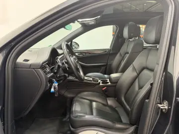 PORSCHE Macan S Luft AHK El. Pano Navi Leder BOSE 360KAM