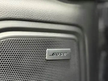 PORSCHE Macan S Luft AHK El. Pano Navi Leder BOSE 360KAM