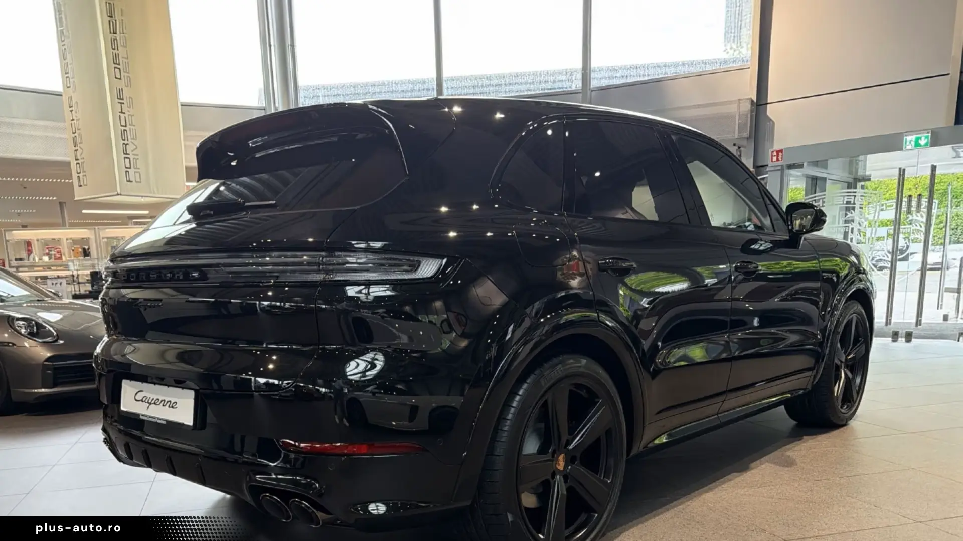 Porsche Cayenne E-Hybrid Black Edition HA-Lenkung