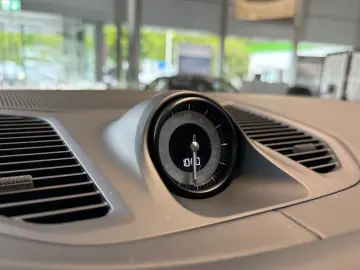 Porsche Cayenne E-Hybrid Black Edition HA-Lenkung