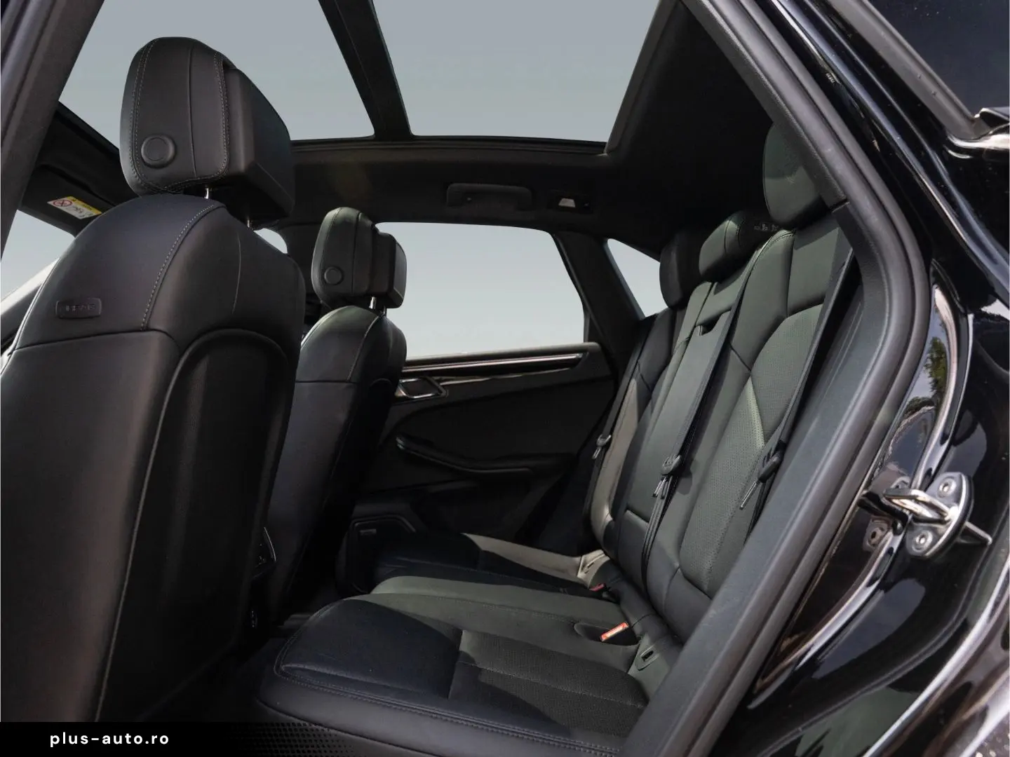 PORSCHE Macan S
