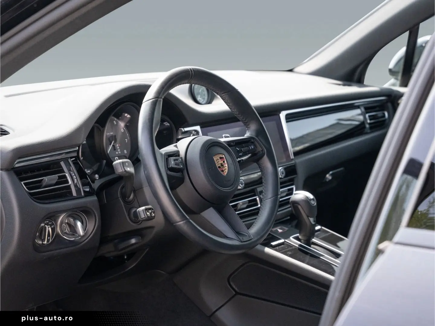 PORSCHE Macan S