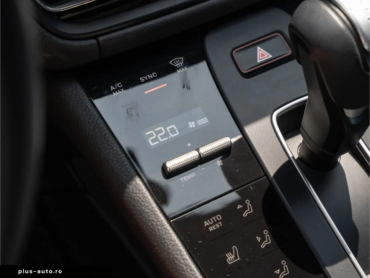 PORSCHE Macan S