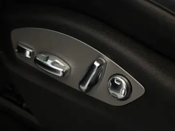 PORSCHE Macan S Chrono PDLS  Pano BOSE Sportabgas 21 RS