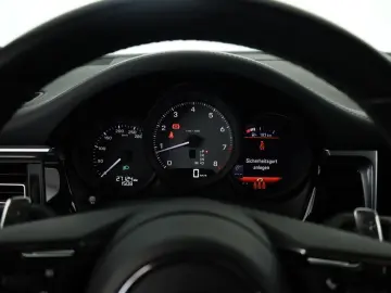 PORSCHE Macan S Chrono PDLS  Pano BOSE Sportabgas 21 RS