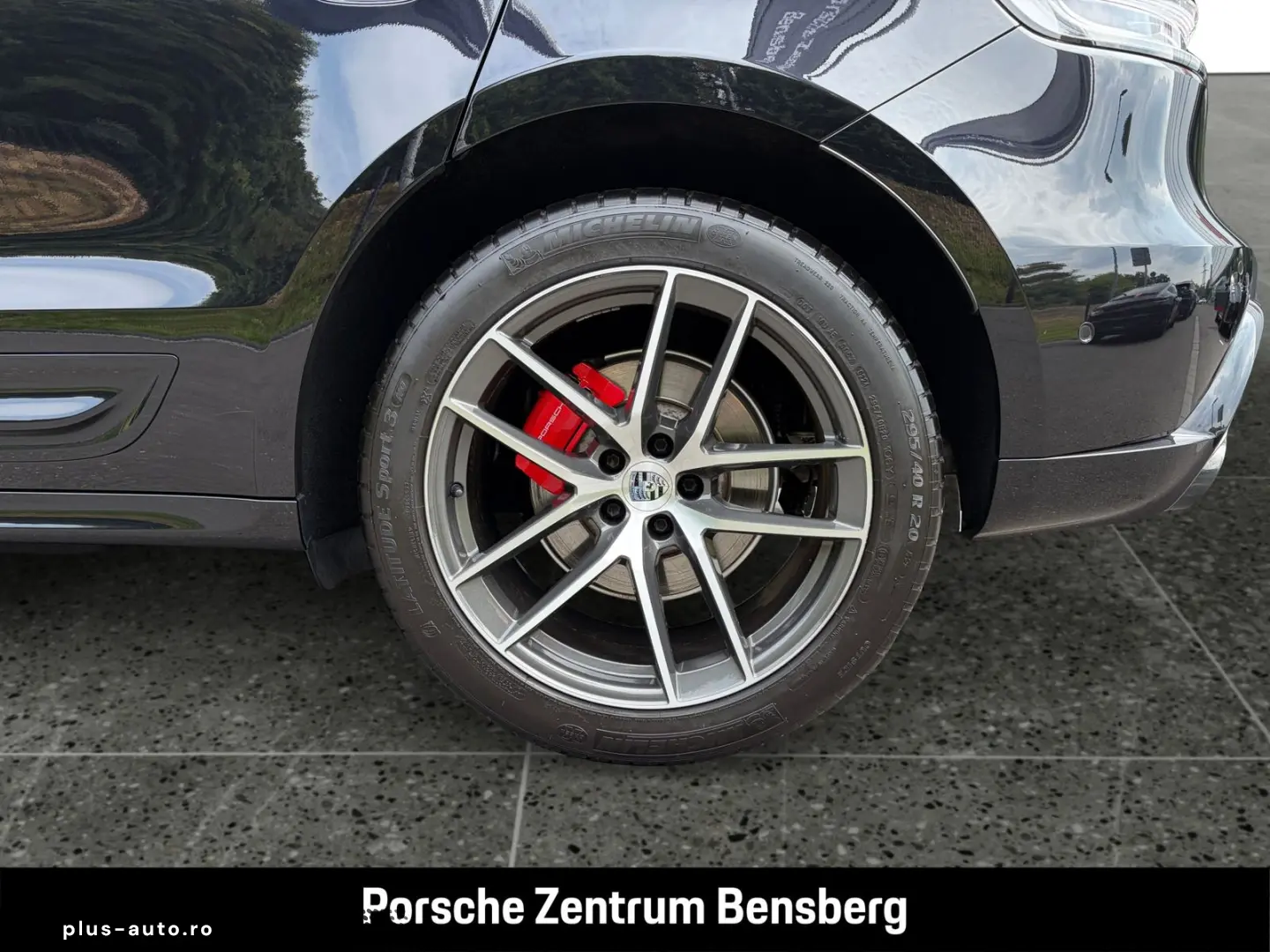 PORSCHE Macan S