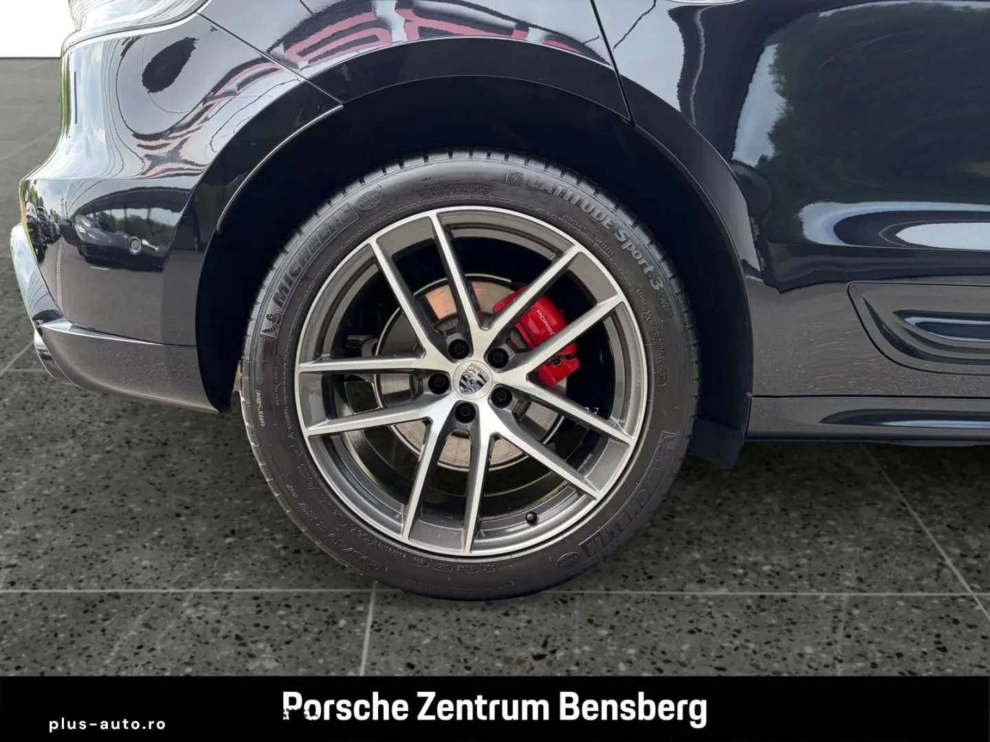 PORSCHE Macan S