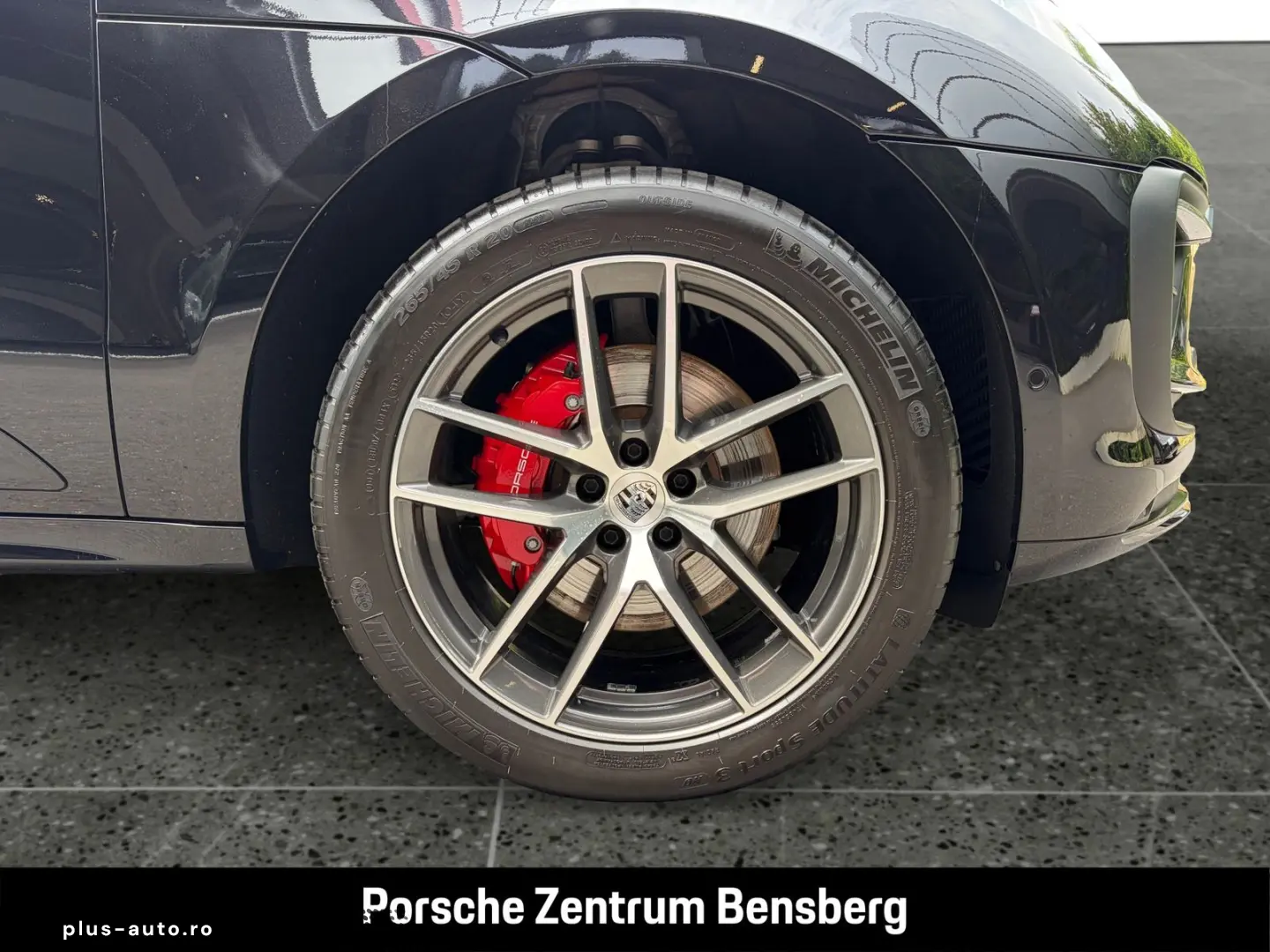 PORSCHE Macan S