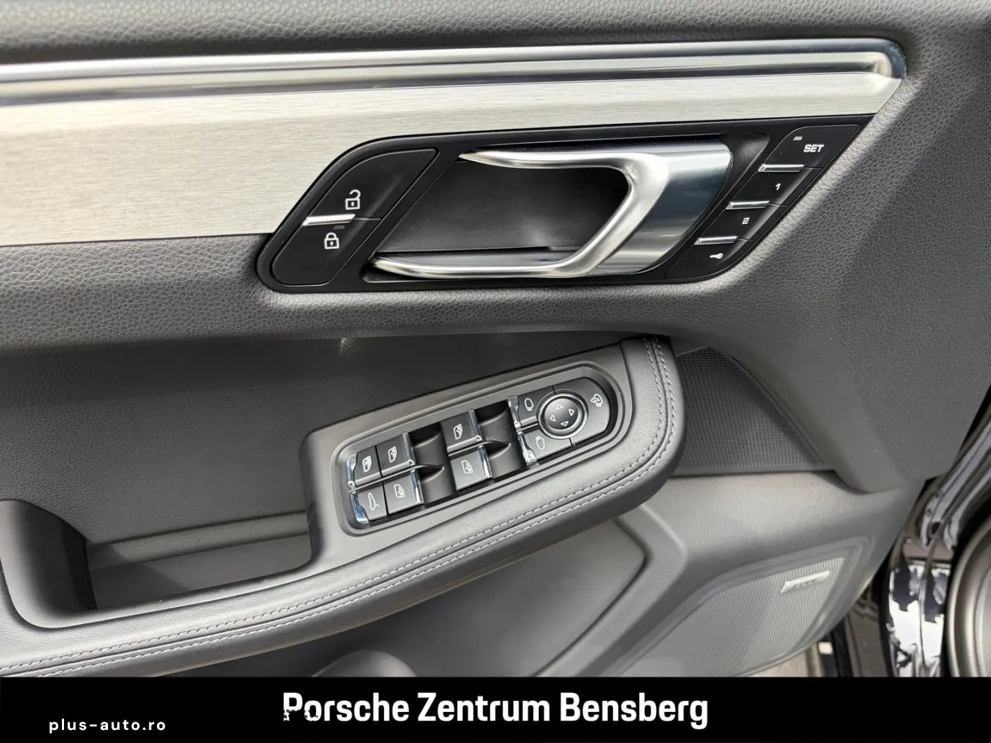 PORSCHE Macan S
