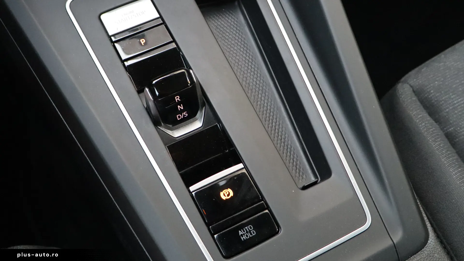 Volkswagen 1.0 eTSI DSG MHEV Life