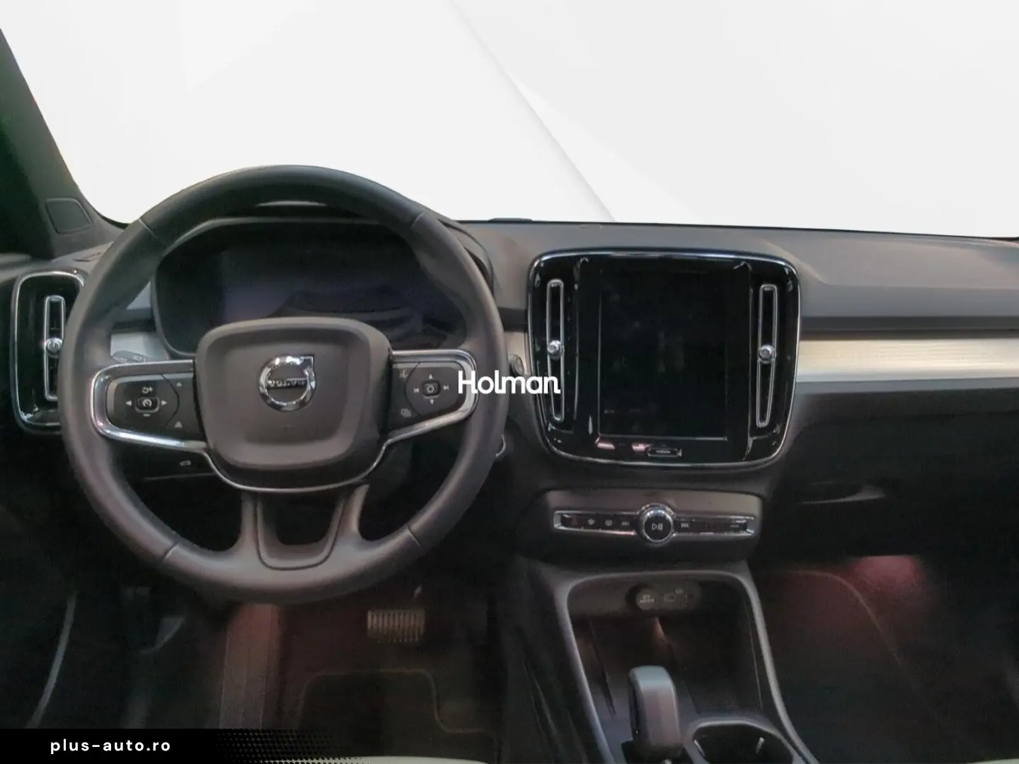 VOLVO XC40 B3 B DKG Core RFK Navi LED