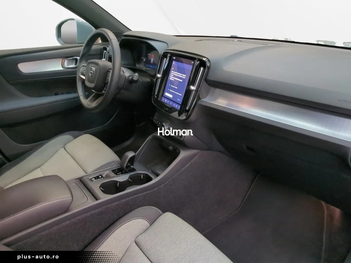 VOLVO XC40 B3 B DKG Core RFK Navi LED