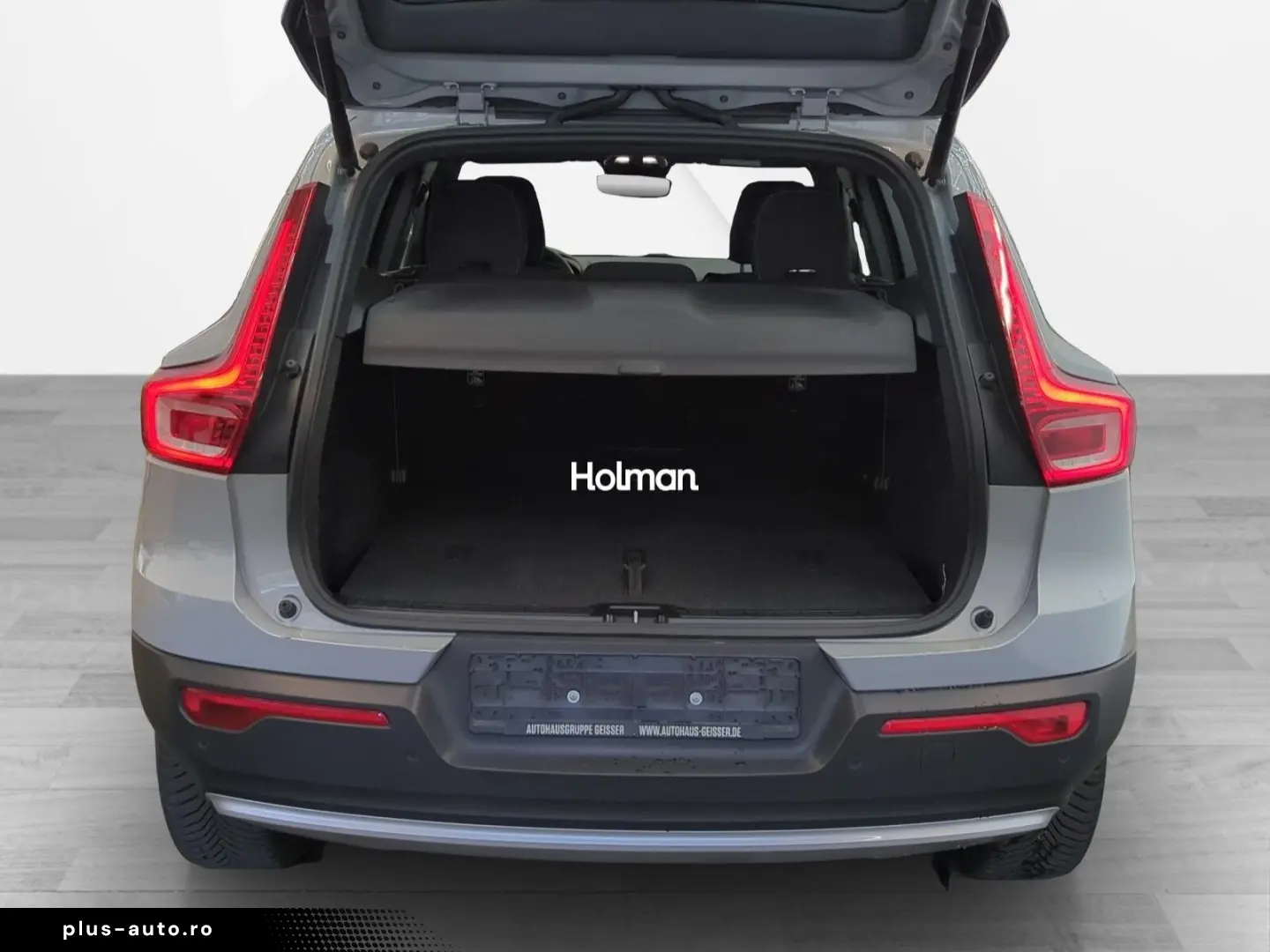 VOLVO XC40 B3 B DKG Core RFK Navi LED