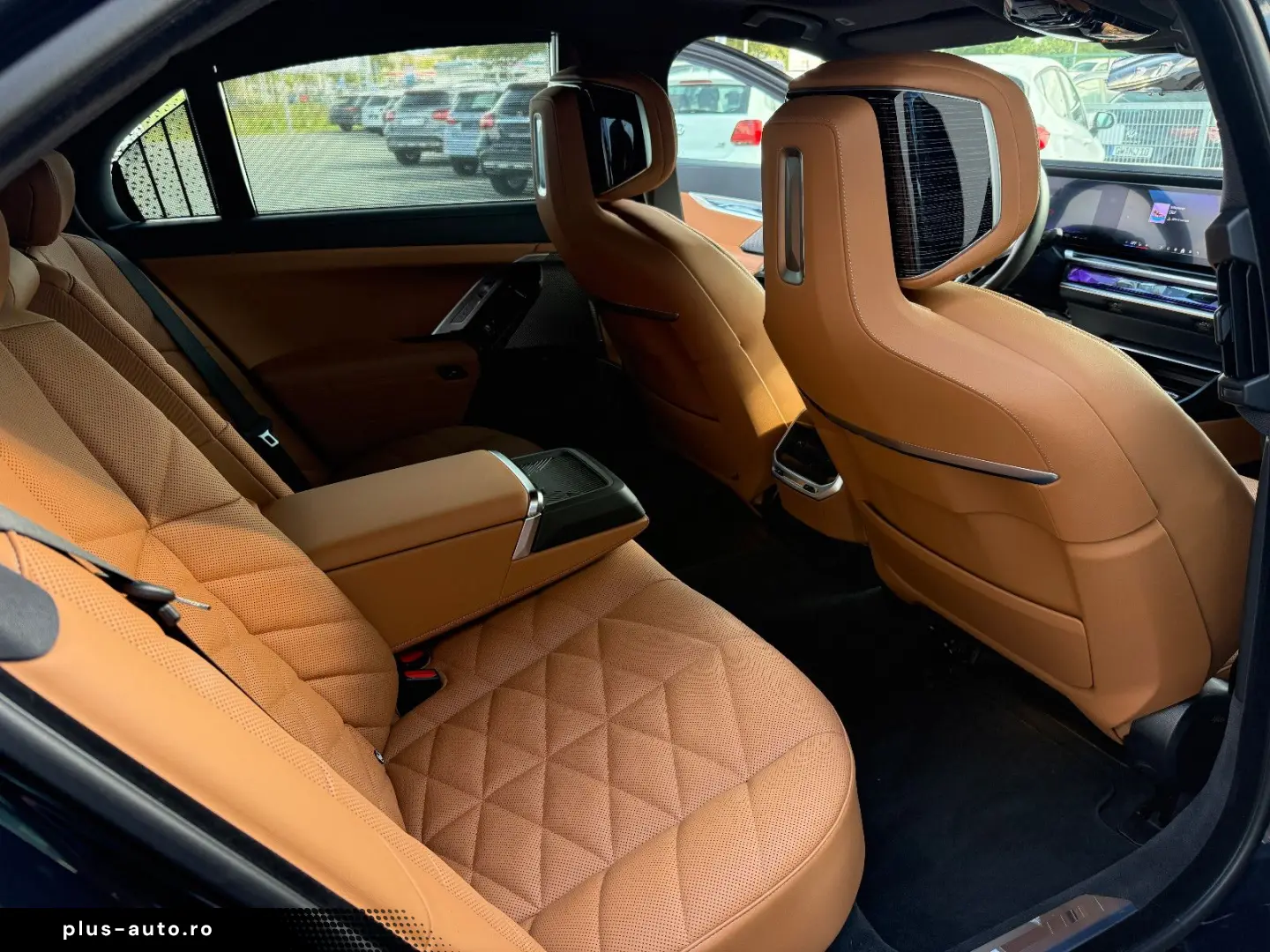 BMW 740d xDrive M Sport Crafted Clarity Sky Lounge