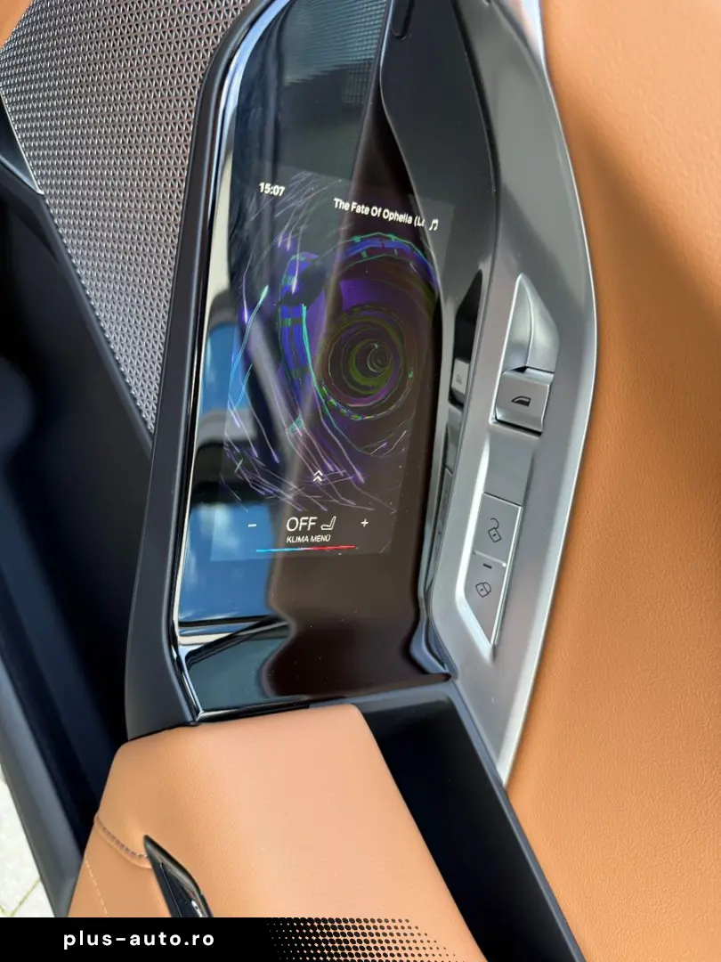 BMW 740d xDrive M Sport Crafted Clarity Sky Lounge