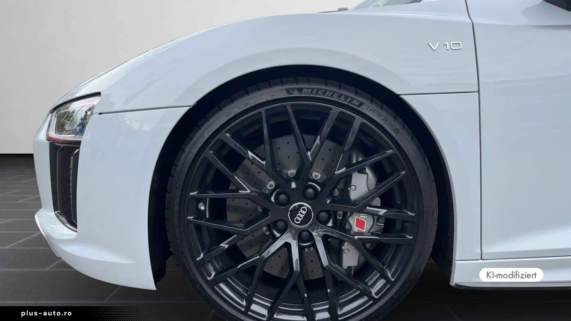 Audi R8 Spyder V10 quattro R8 Spyder V10 plus 5.2 FSI