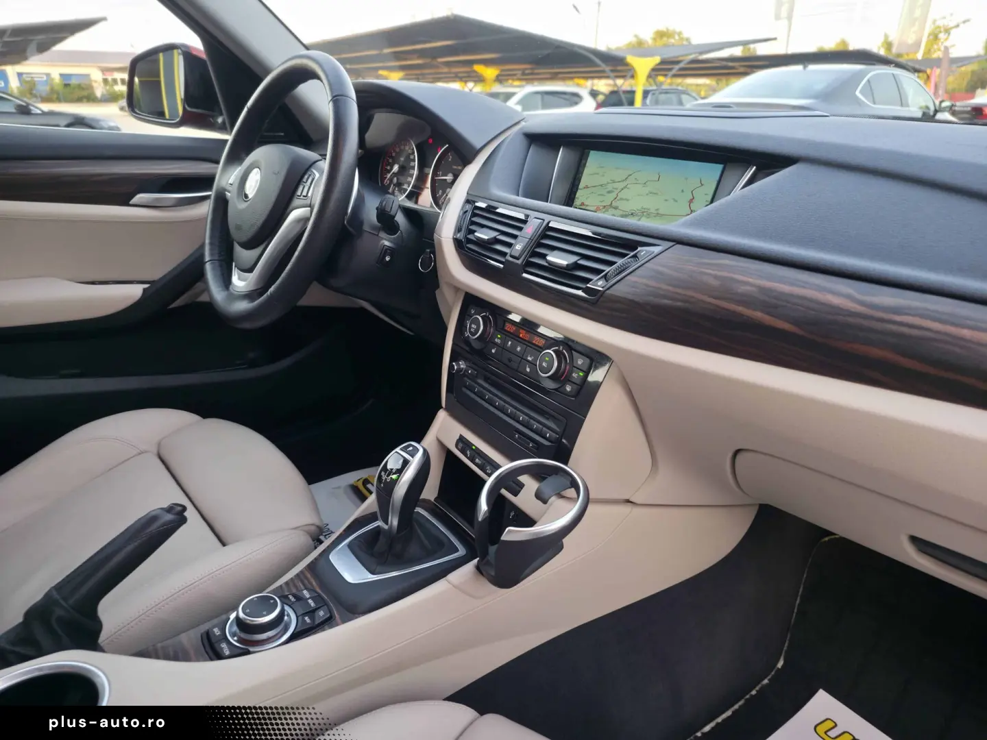 BMW X1 xDrive 25d    218cp