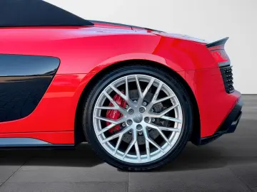 Audi R8 SPYDER V10 QUATTRO PERFORMANCE LASER B&O