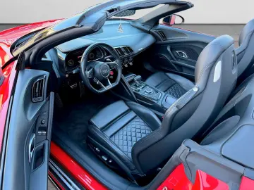 Audi R8 SPYDER V10 QUATTRO PERFORMANCE LASER B&O