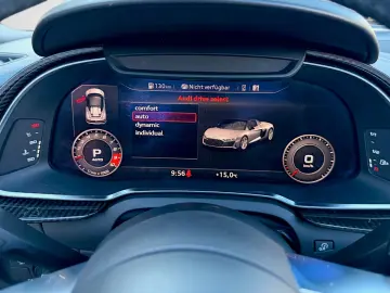 Audi R8 SPYDER V10 QUATTRO PERFORMANCE LASER B&O