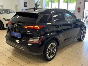 Hyundai Kona Trend Elektro KRELL ACC Navi R-Cam W-Paket
