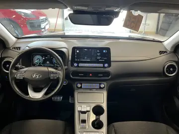 Hyundai Kona Trend Elektro KRELL ACC Navi R-Cam W-Paket