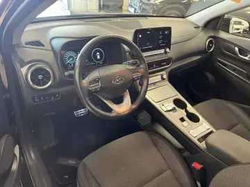 Hyundai Kona Trend Elektro KRELL ACC Navi R-Cam W-Paket
