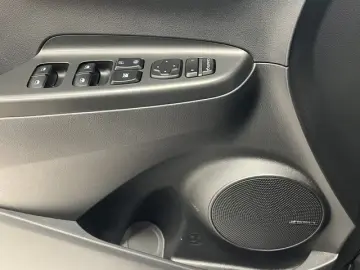 Hyundai Kona Trend Elektro KRELL ACC Navi R-Cam W-Paket