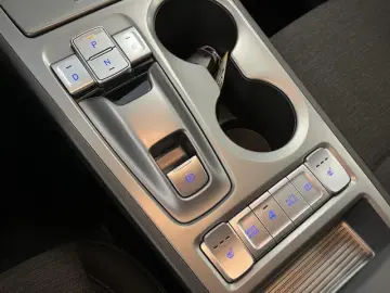 Hyundai Kona Trend Elektro KRELL ACC Navi R-Cam W-Paket